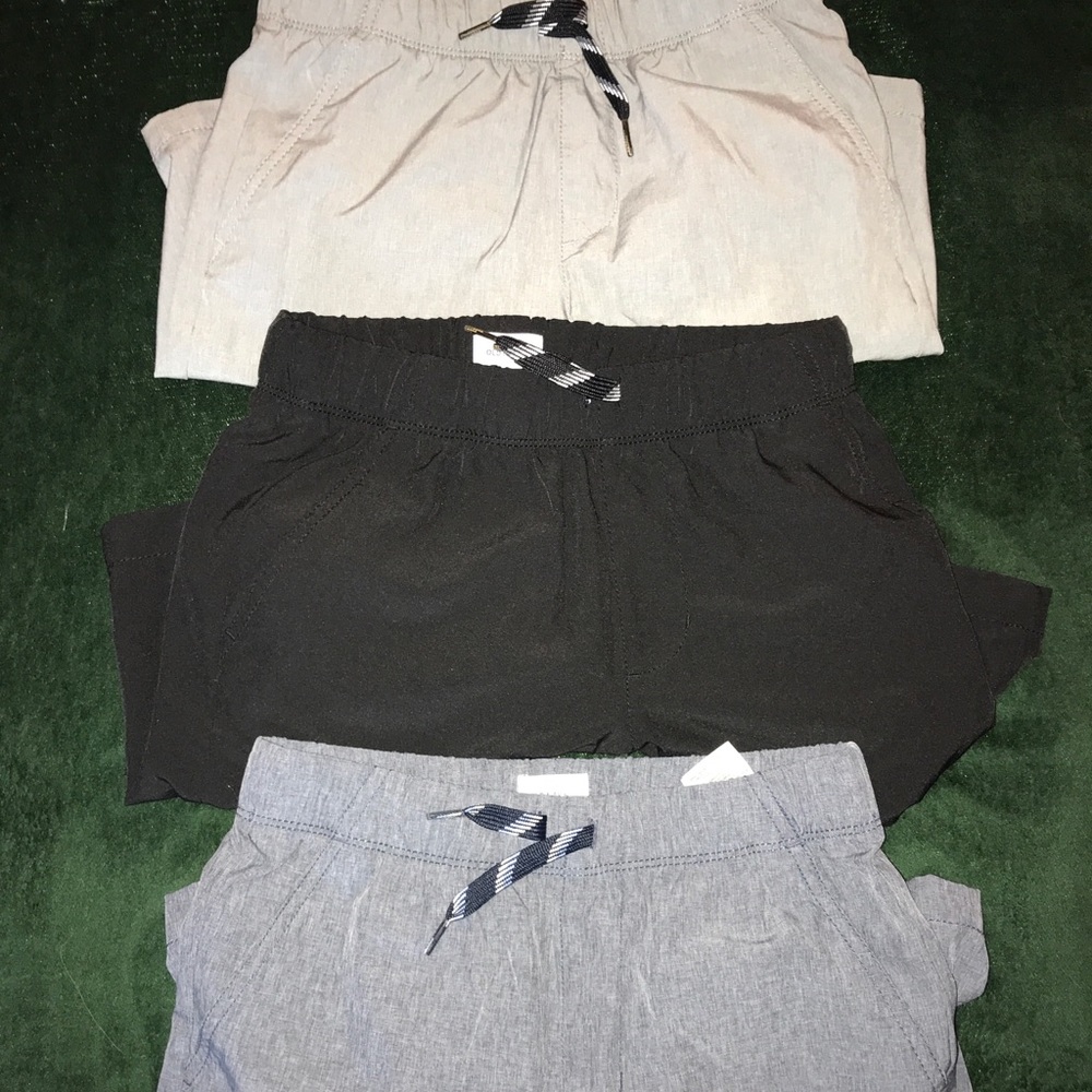 Bundle of 3 Old Navy boy shorts!